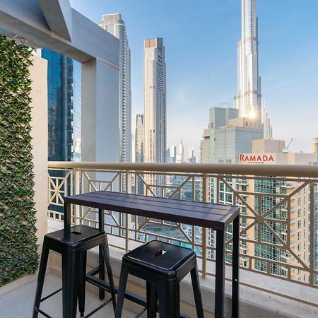 Luxury 2Br Downtown Apt With Burj Khalifa Views دبي المظهر الخارجي الصورة