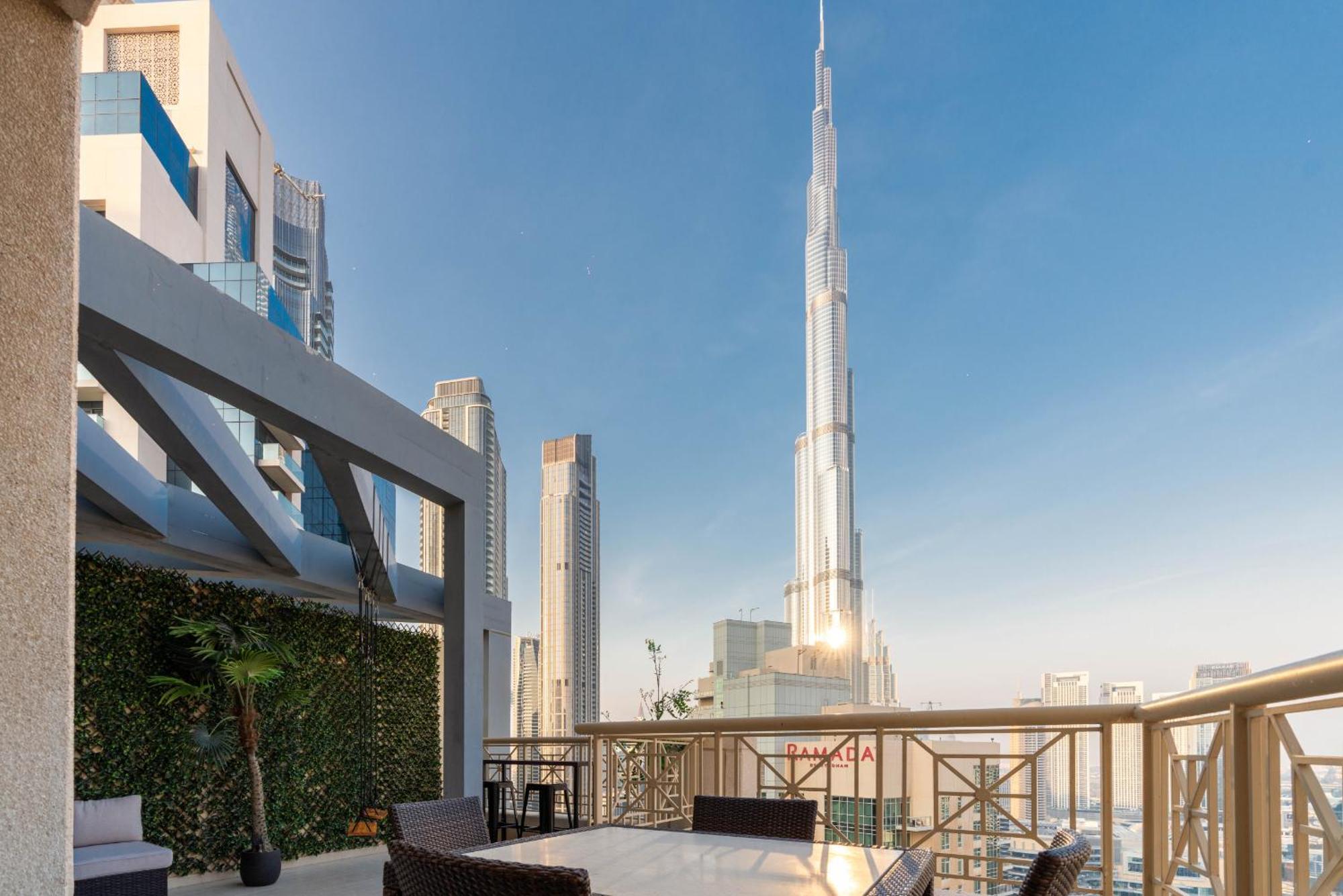 Luxury 2Br Downtown Apt With Burj Khalifa Views دبي المظهر الخارجي الصورة